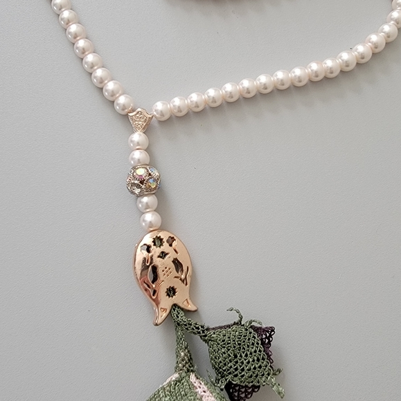 NECKLACE - Picture 3 of 4